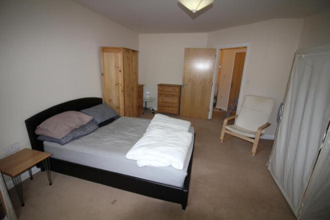 bedroom 1.1