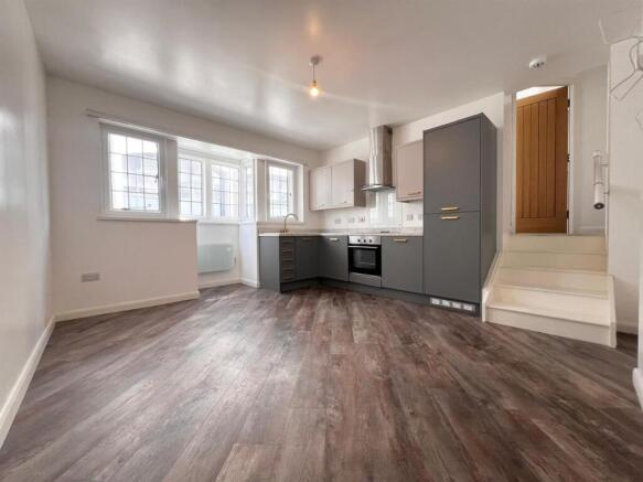 Kitchen/Living