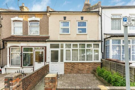 Walthamstow - 3 bedroom terraced house for sale