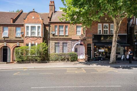 Lea Bridge Road, LEYTON, E10