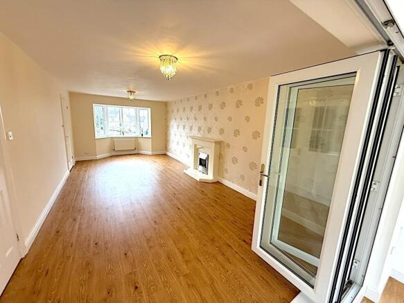 Living room 3rd.jpg