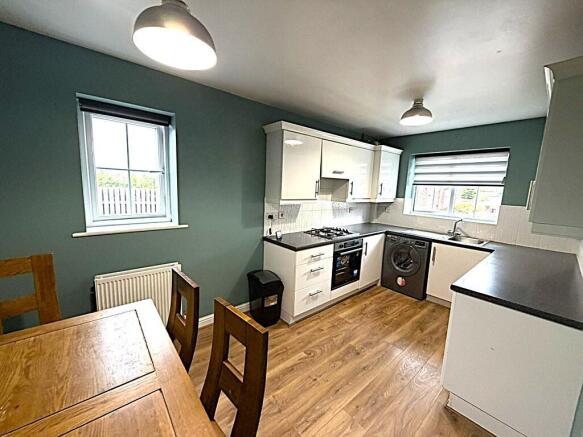 Kitchen dining room.jpg