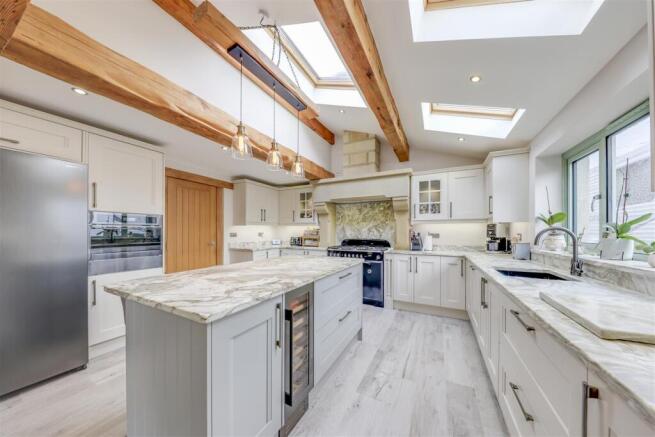 Stunning Kitchen / Dining