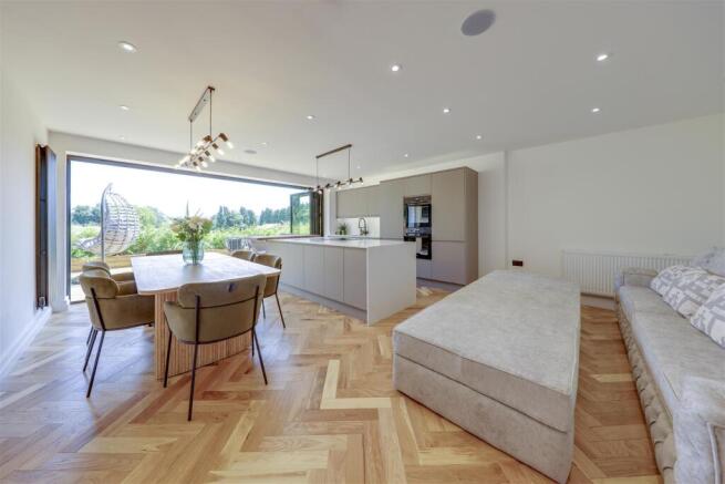 Open Plan Kitchen / Dining / Living