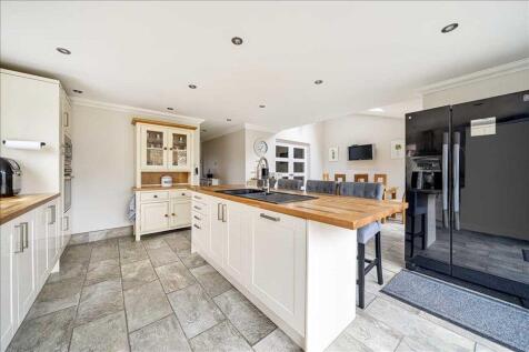 Fairfield, Whitchurch, RG28 7ET