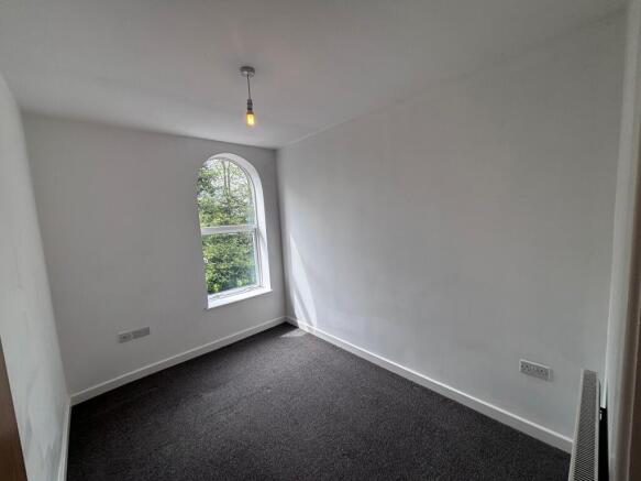flat 6 bedroom