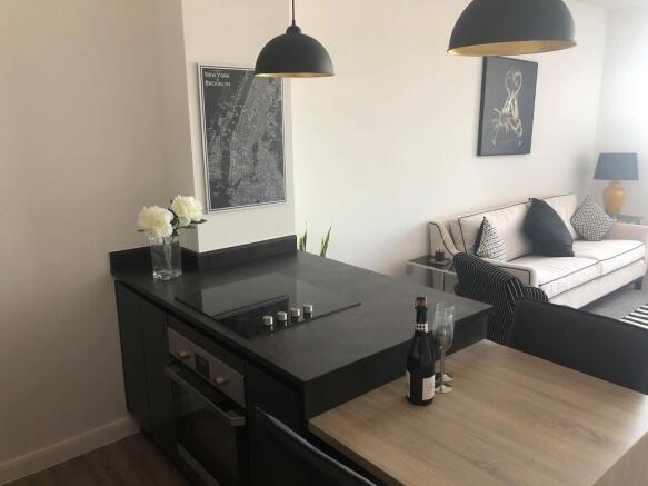 100888355_3022432241