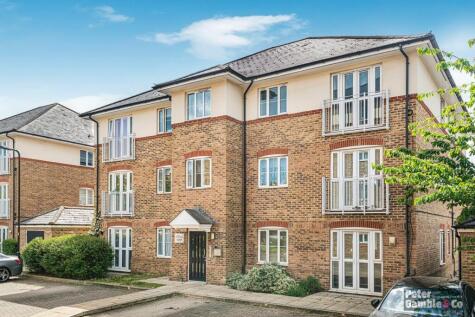 Periwood Crescent, Perivale, Greenford, UB6