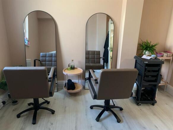 Hairdressers Room.jpeg