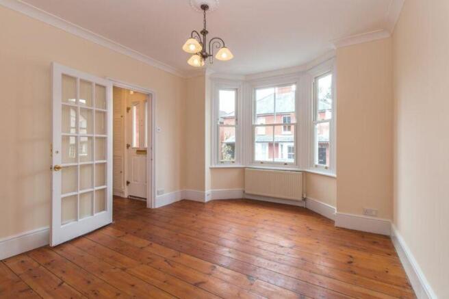 47010_5541539_IMG...