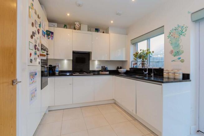 6 Wallingford Way...