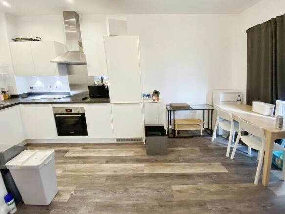 Living/kitchen