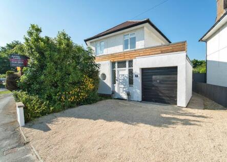 Ellesmere Road, Uphill - SOUGHT AFTER LOCATION