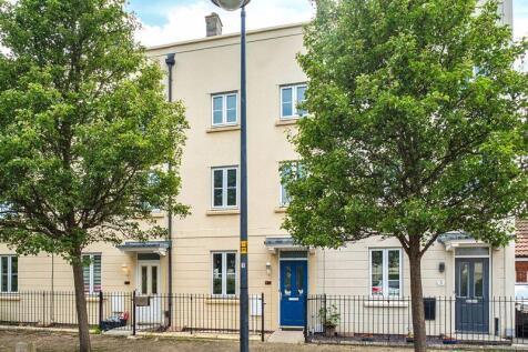 Griffen Road, Weston Village - SUPERB 5 BED HOME