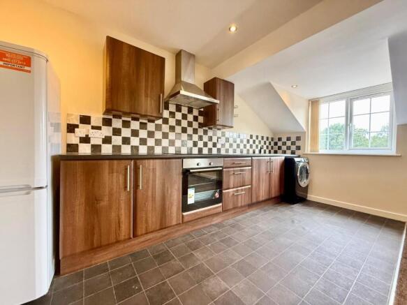 flat 3b kitchen.jpg
