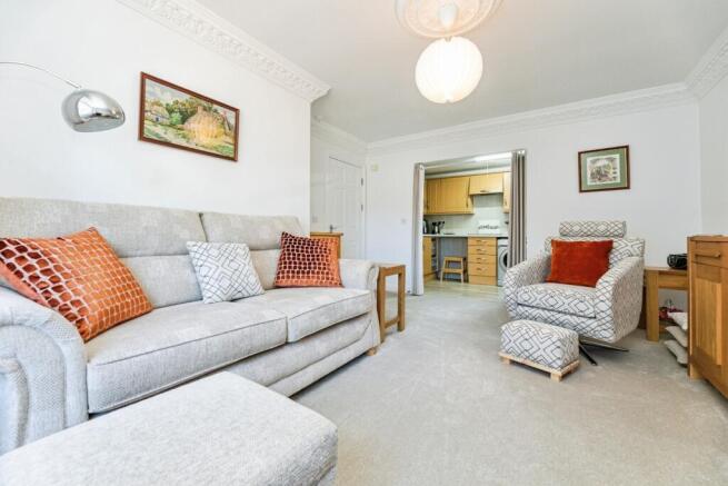 pbox-living_room-347392.jpg