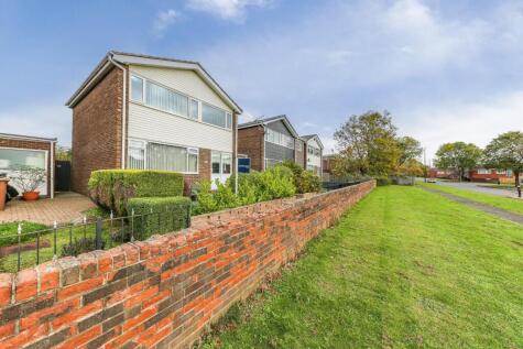 Crumstone Court, Killingworth, NE12