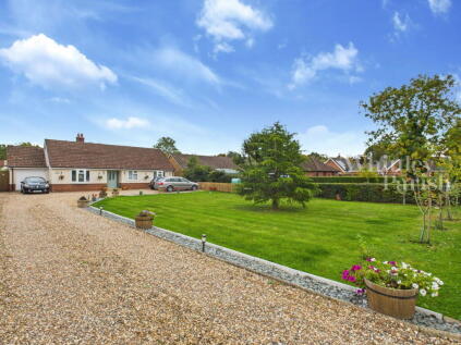 Station Road, Great Moulton