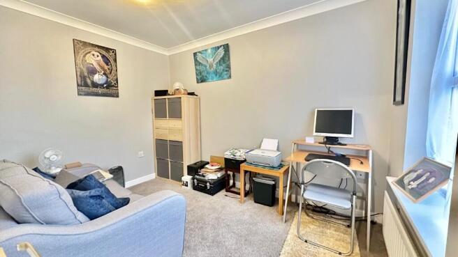 Office / Bed 5