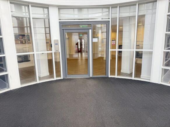 Landmark Waterfront West - Entrance Hall