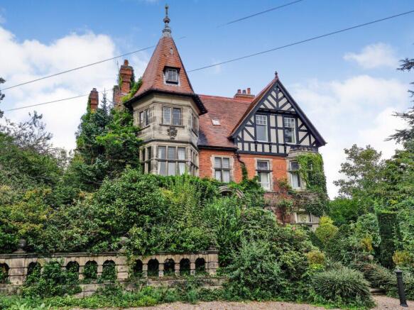 Hawthornden Manor - Exterior