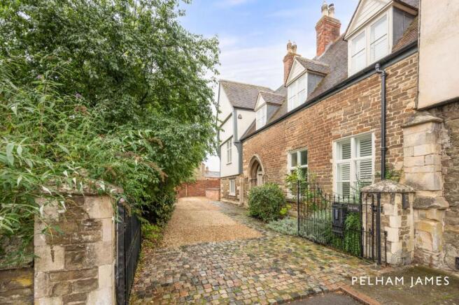 Flore's House, Oakham