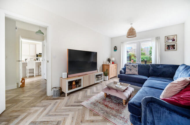 1298874-8-6835ae9...