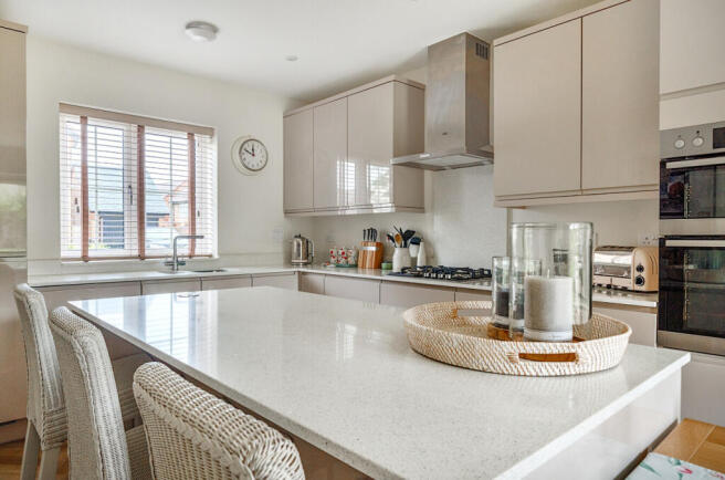 1298874-26-6835b0...