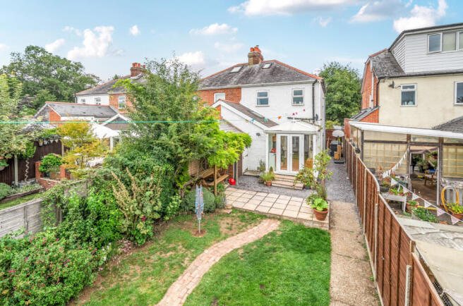 1342501-3-68a6270...