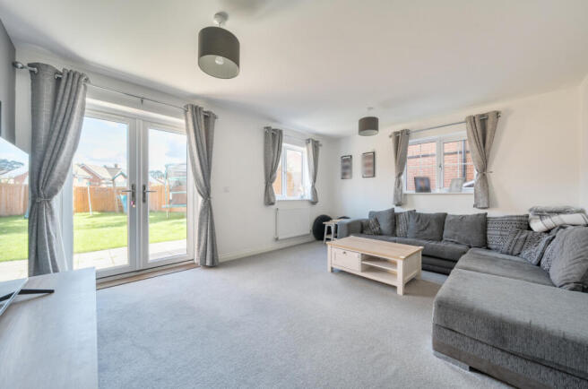 1361397-16-68da82...