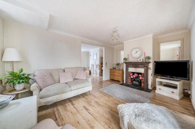 1370656-17-68f670...