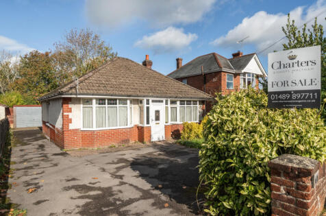 Lower Northam Road, Hedge End, Southampton, Hampshire, SO30