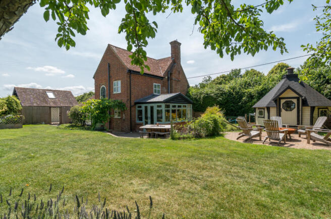 1311224-5-685171e...