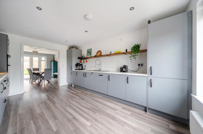 1362111-2-68dfc9a...