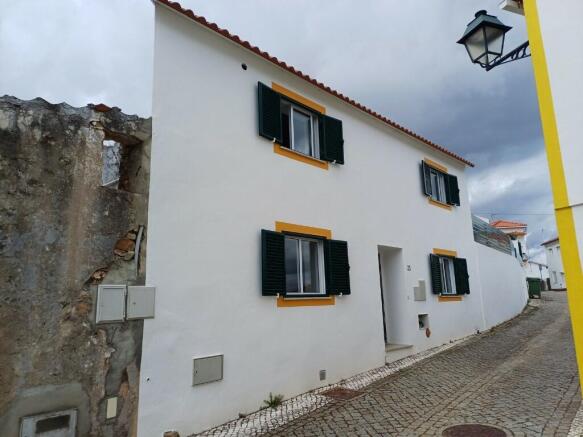 Moradias - Moradias - Casas em Vila de Rei - OLX Portugal