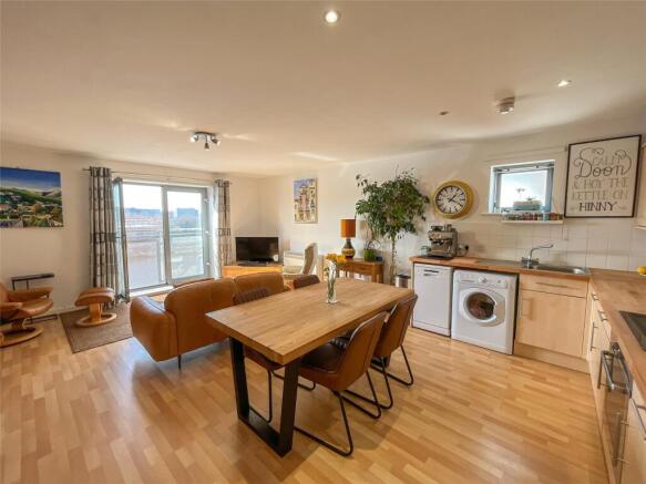 Lounge/Diner Kitchen