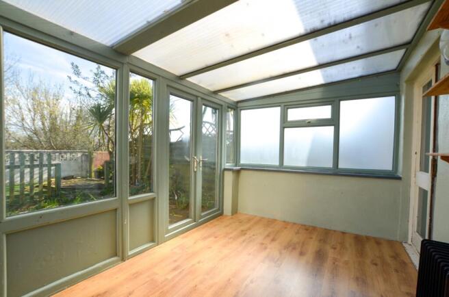 To Book A Viewing Call TPS Lostwithiel on 01208 87