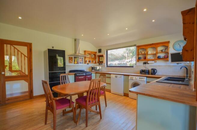 To Book A Viewing Call TPS Lostwithiel on 01208 87