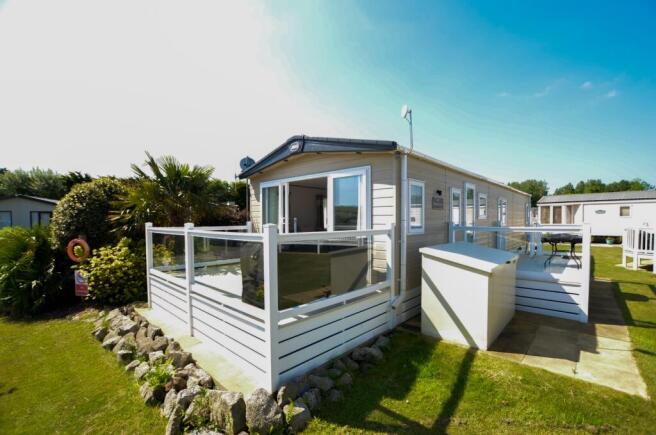 To Book A Viewing Call TPS Lostwithiel on 01208 87