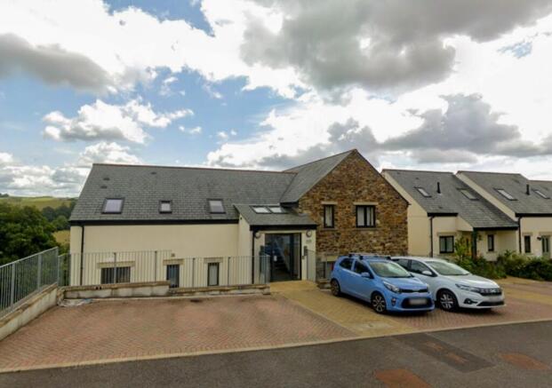 To Book A Viewing Call TPS Lostwithiel on 01208 87