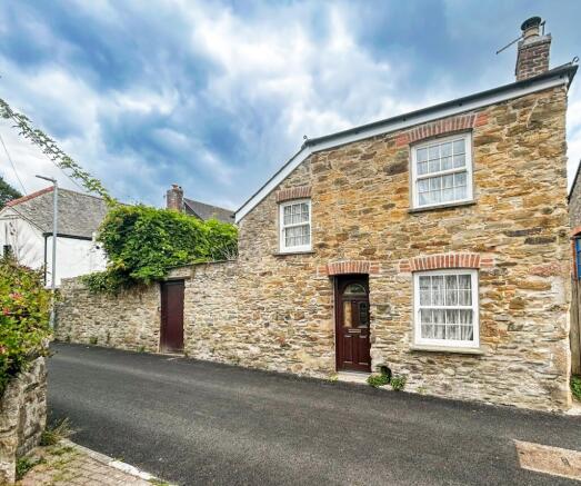 To Book A Viewing Call TPS Lostwithiel on 01208 87