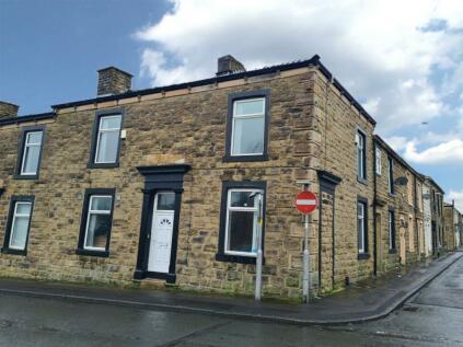 Accrington - 3 bedroom end of terrace house for sale