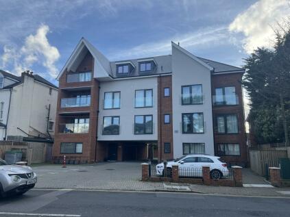 Bromley - 9 bedroom block of apartments for sale