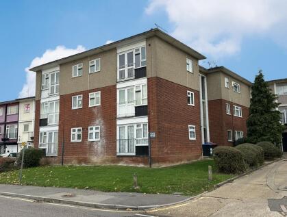 51 Long Riding, Basildon, Essex, SS14