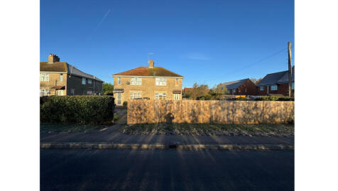 32 White Horse, Uffington, Faringdon, Oxfordshire, SN7