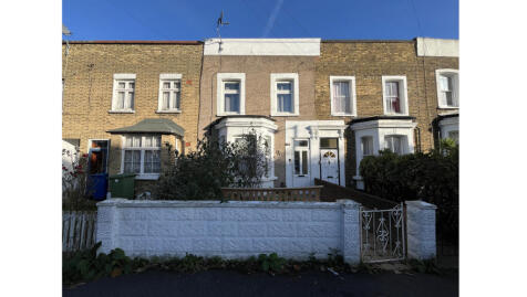 135 Gordon Road, Peckham, London, SE15