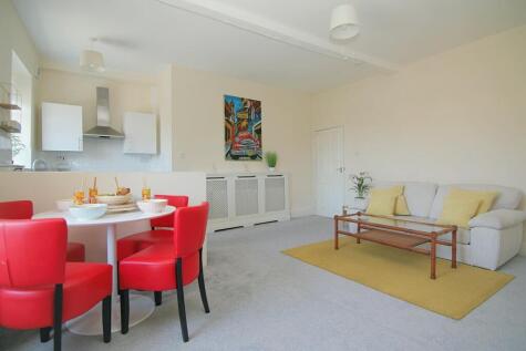 Littlemoor Road, Pudsey, LS28 9EP