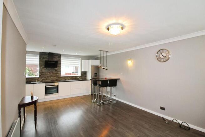 OPEN-PLAN LIVING
