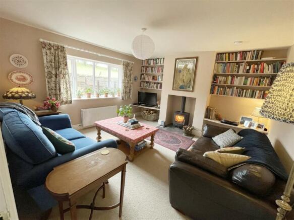 Living Room 1.jpeg