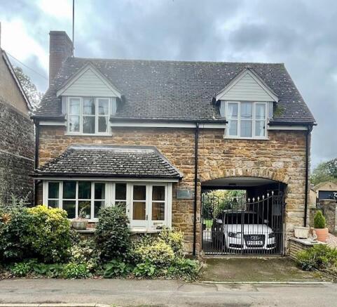 Archway Cottage front view.jpg
